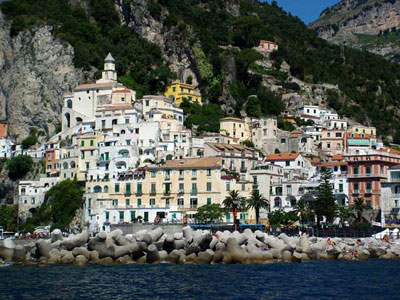 Assotravel Campania evidenzia la crisi del turismo in Costiera Amalfitana e sulla Campania in generale