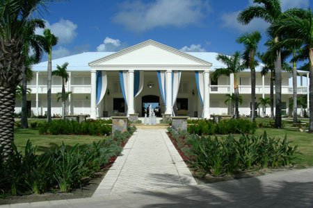 A St. Martin una vacanza esclusiva nel nuovo Radisson St Martin Resort, Marina & Spa