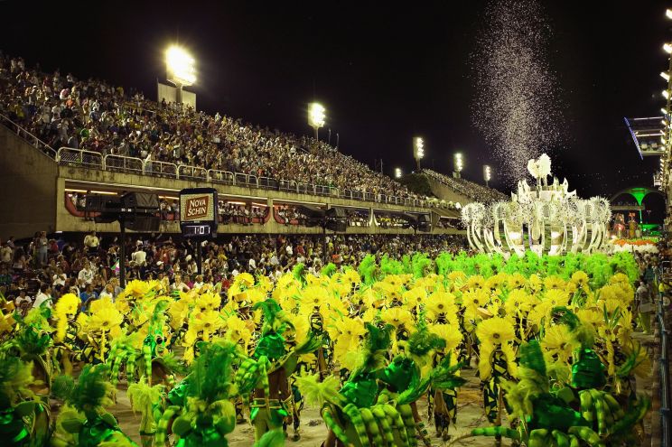 Carnevale in Brasile oltre 1,6 milioni di turisti