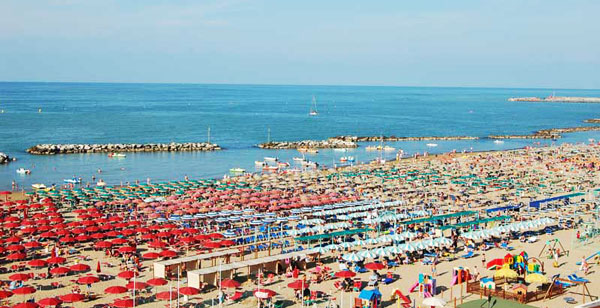 Mare Italia, spiagge ad accesso libero diritto per i bagnanti