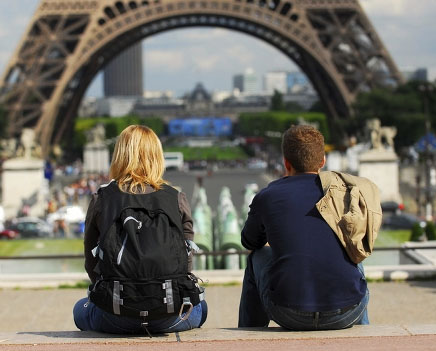 Francia,  appoggio del Governo al settore turismo