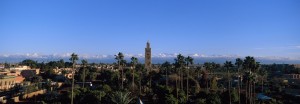 La koutoubia et l'Atlas enneigé Marrakech xr