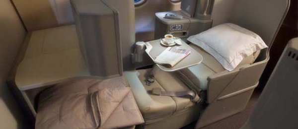Alitalia: a bordo, in classe Magnifica, si mangia piemontese
