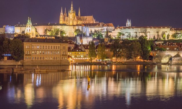 Praga, quell’eleganza splendida di una città dalla storia millenaria