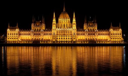 Budapest: città divisa in due ma dal cuore unico