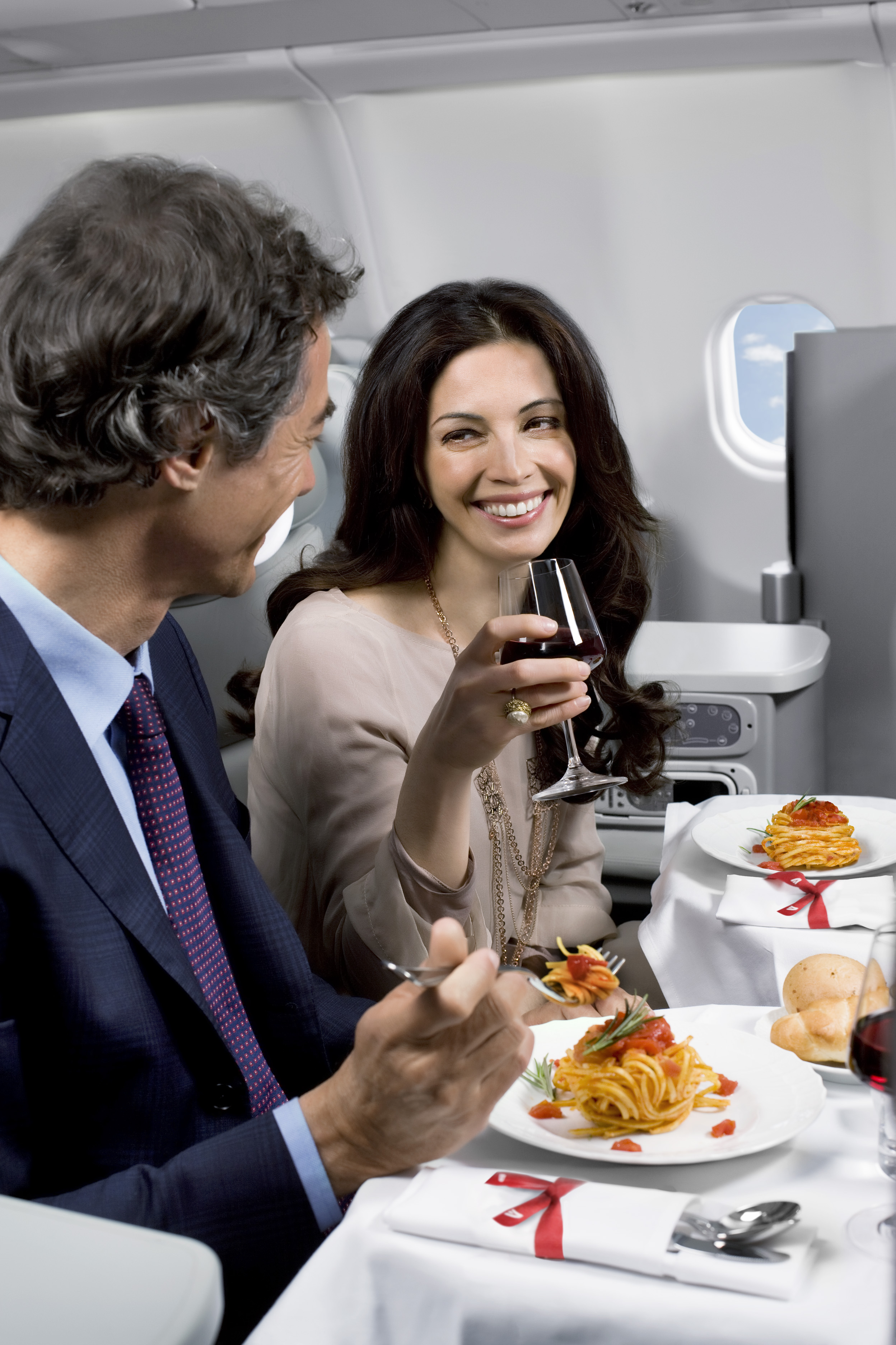 Alitalia per la 2° volta è “Best Airline Cuisine”