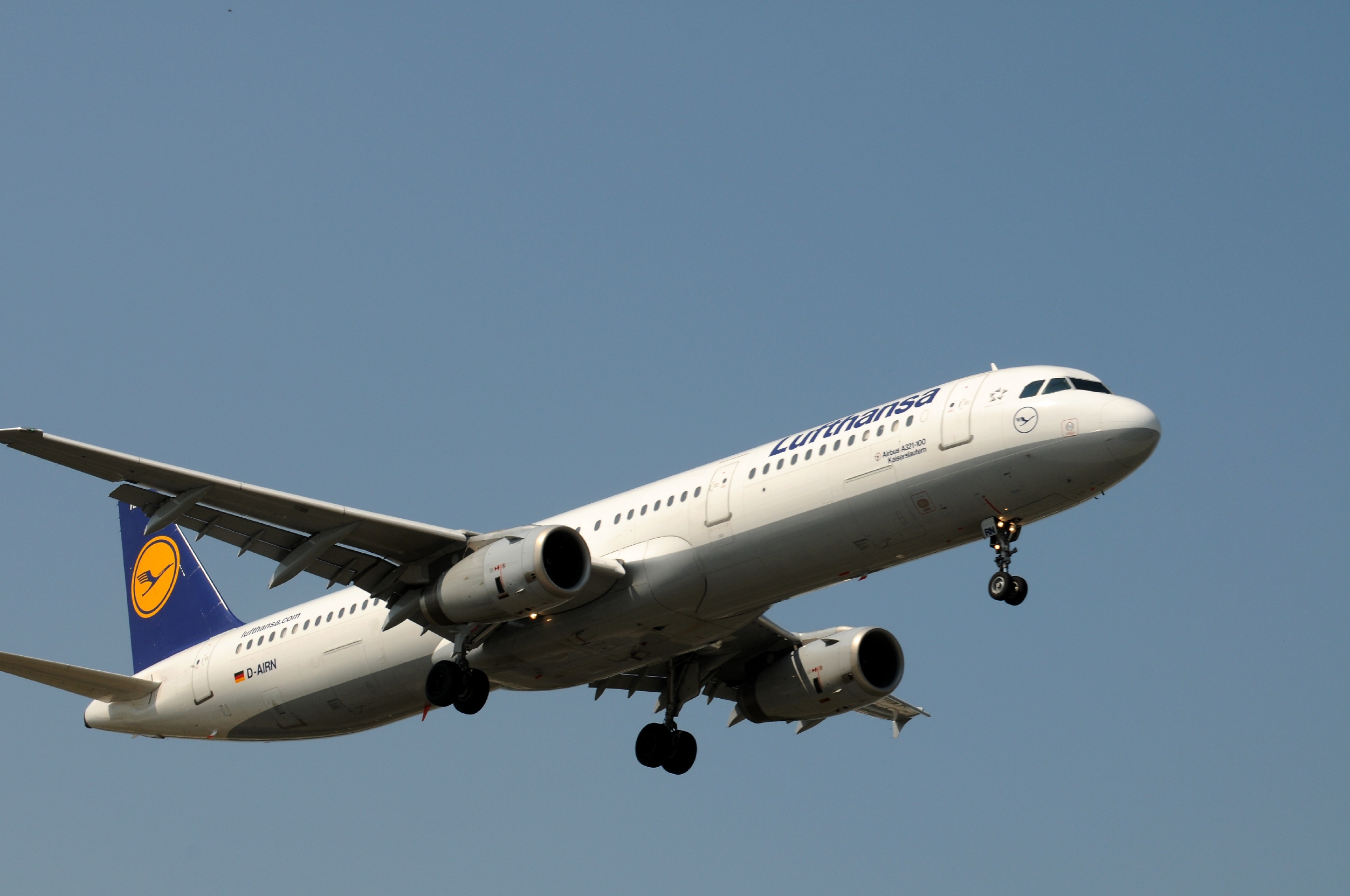 Lufthansa: volo Napoli-Francoforte, dal 26 marzo