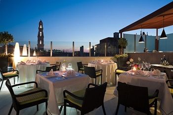 Nella bella Lecce riapre il Roof Garden Altavilla del Risorgimento Resort