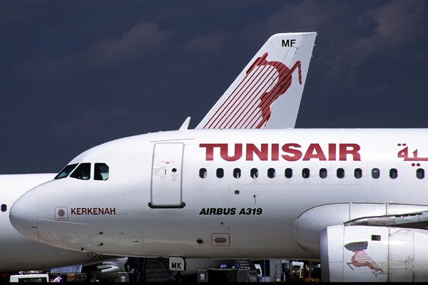Tunisair riduce il personale del 20%. Taglio di 1700 unità