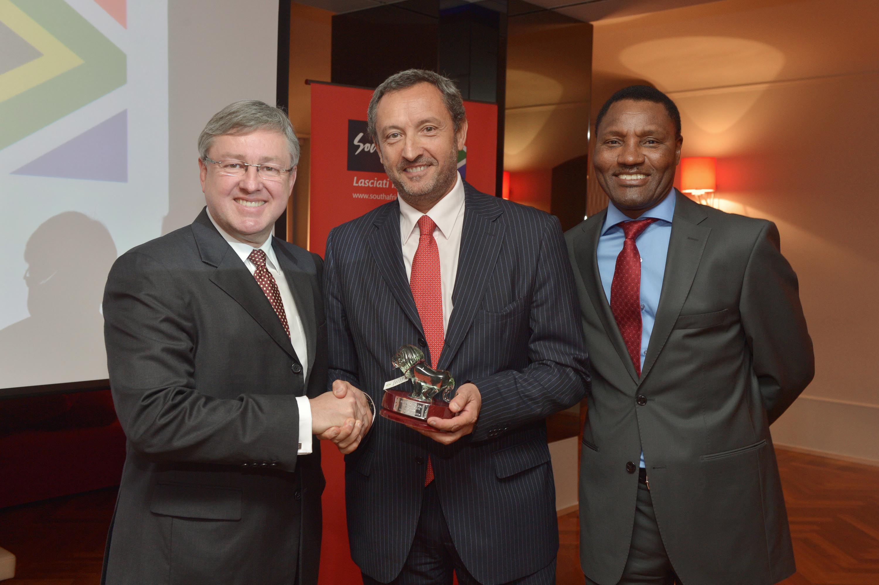 Emirates vince il “South African Tourism Awards”. Tariffe per l’Africa a partire da 670 euro