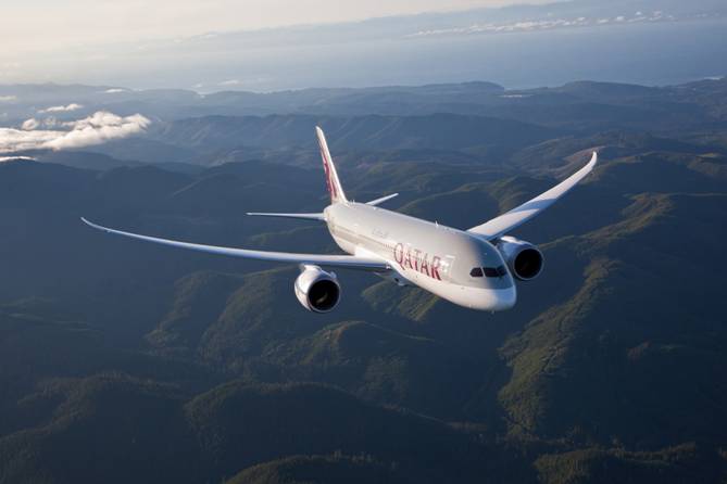 Qatar Airways riceve il Dreamliner. Primo volo Doha-Londra Heathrow