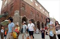 I turisti cinesi apprezzano gli status-symbol occidentali. Grande opportunità per l’Italia