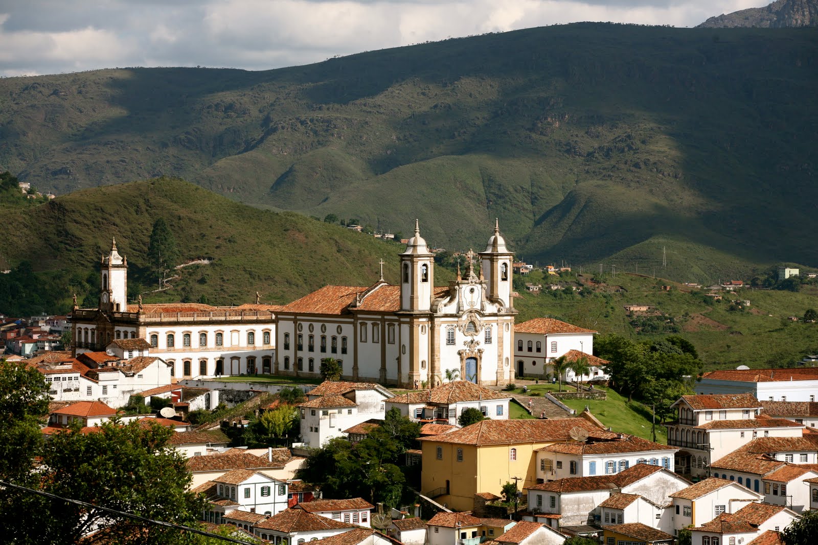 Vbrata Italia: RUTA 40 è il primo TO associato. Si promuove il Camino Real – Minas Gerais
