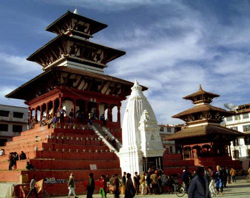 Il Nepal ritorna sulla scena