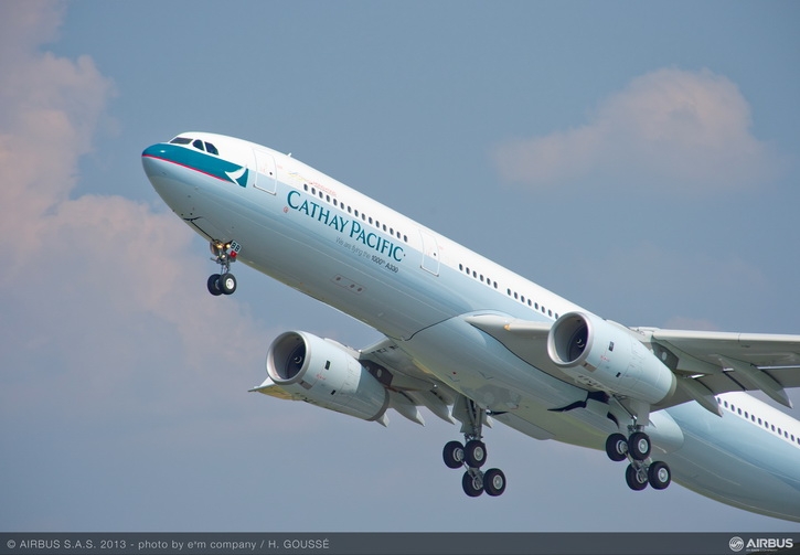 Cathay Pacific riceve il suo 1000° A 330