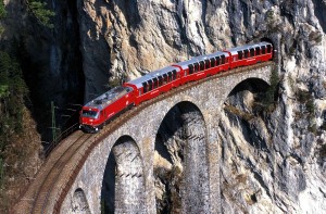 RHAETISCHE BAHN: Bernina Express- Albulalinie