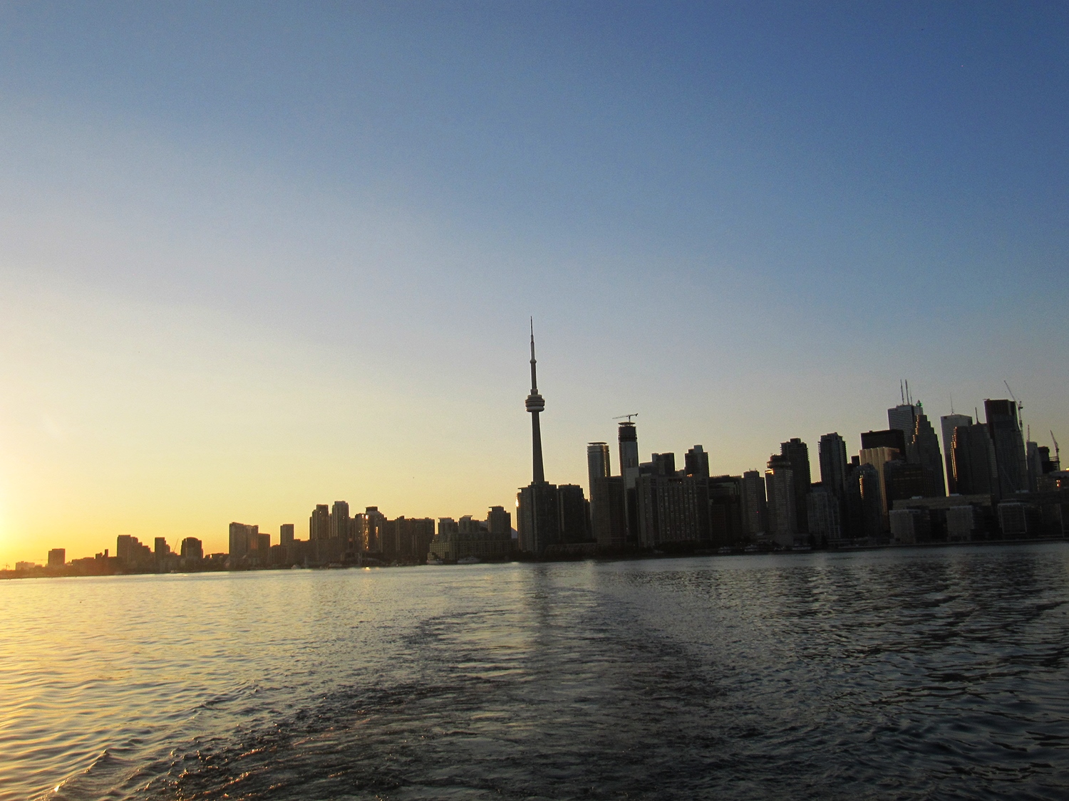 Air Canada mira verso Toronto. Con il volo da Milano la compagnia promuove la metropoli canadese