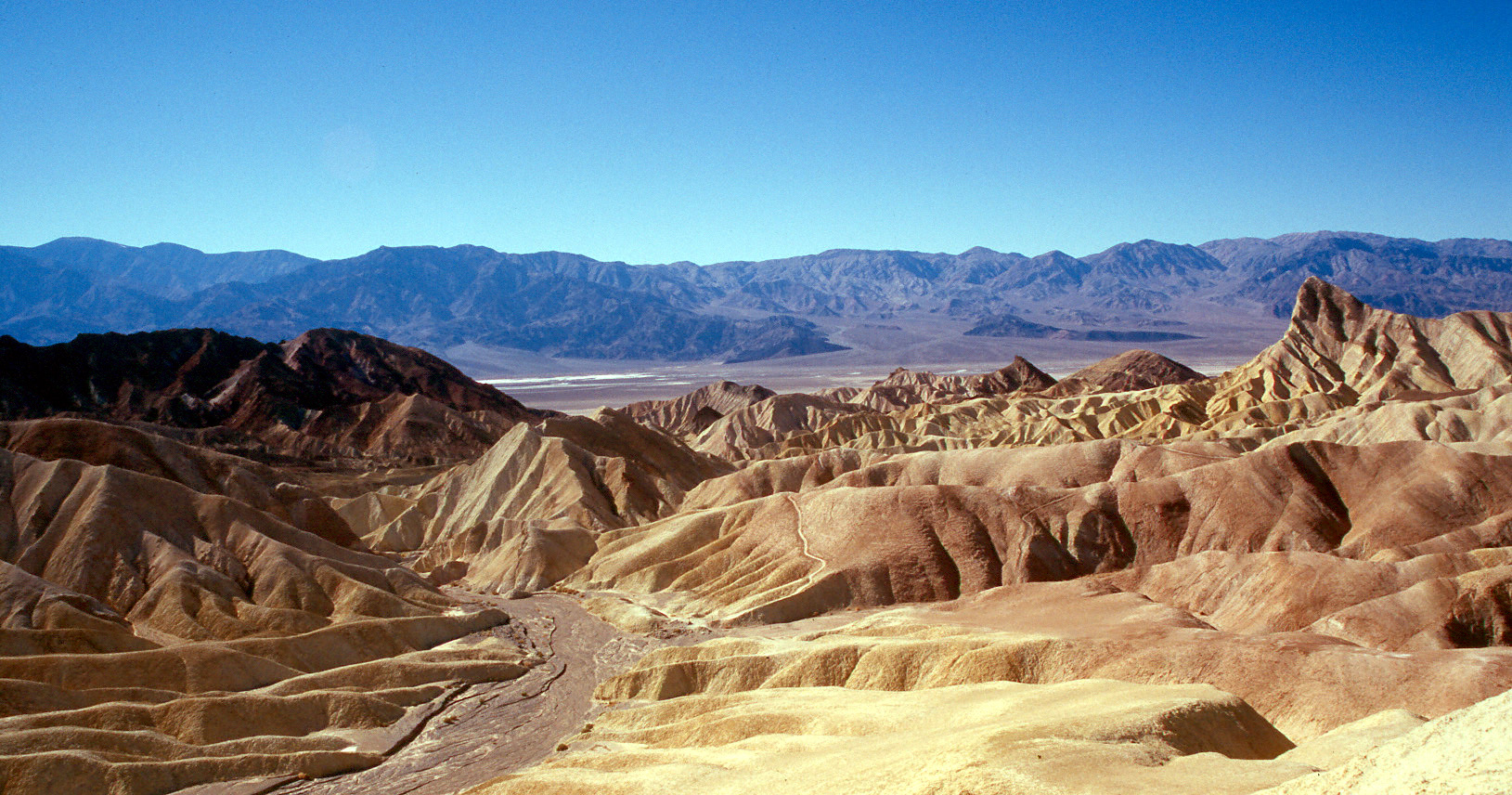 La California riparte dalla Death Valley e del Joshua Tree National Park