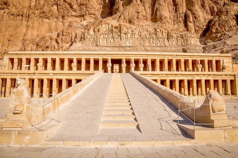 1198296363_Egypt-Hatshepsut-Temple