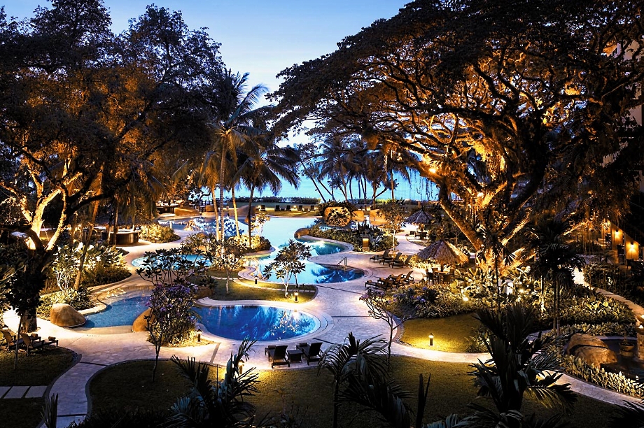 Shangri-La-Rasa-Sayang-Resort-and-Spa-Penang-Malaysia-Outdoor-Swimming-Pools