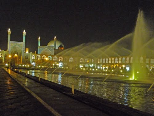 iSFAHAN DI NOTTE