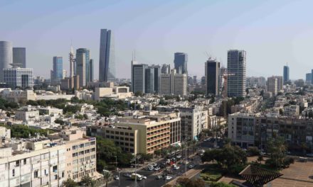 A Tel Aviv-Yafo riaprono i mercati Carmel e HaTikva