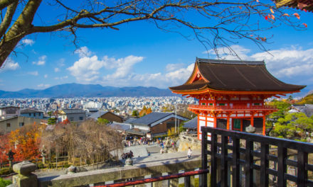 Kyoto: più educazione e rispetto da parte dei turisti