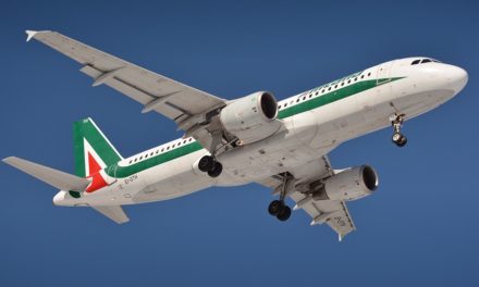 Alitalia: a gennaio ricavi passeggeri +4,1%, viaggiatori +2,9%