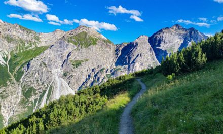 IL CALDO SPINGE LE VACANZE AD ALTA QUOTA: LA MONTAGNA DIVENTA LA META REGINA DEL FERRAGOSTO