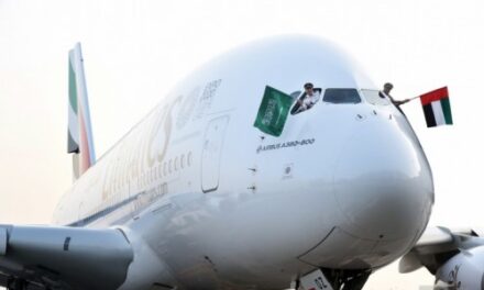 Emirates celebra 30 anni di voli per Riyadh