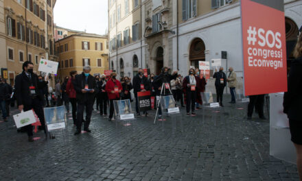 L’industria dei congressi e degli eventi è in piazza a Roma e chiede aiuto al Governo
