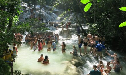 la Giamaica sta lavorando per riaccogliere con sicurezza i turisti
