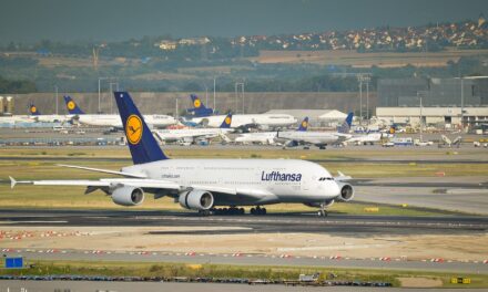 Gruppo Lufthansa ordina altri A220-300