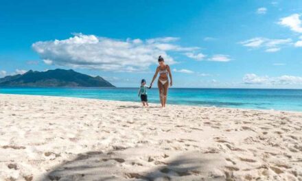 SEYCHELLES A MISURA DI BAMBINO. LE SPIAGGE PIÙ BELLE PER UNA VACANZA IN FAMIGLIA