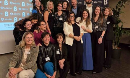 ADUTEI GIOCA D’ANTICIPO SULL’INVERNO CON L’ANNUALE WORKSHOP DEDICATO ALLA STAMPA