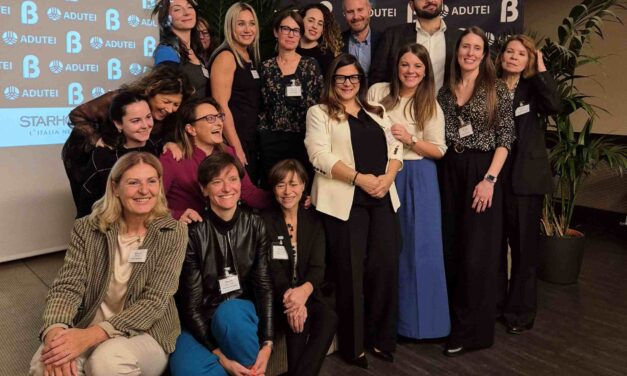 ADUTEI GIOCA D’ANTICIPO SULL’INVERNO CON L’ANNUALE WORKSHOP DEDICATO ALLA STAMPA