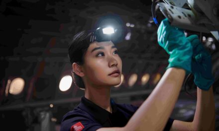 Emirates a caccia di ingegneri e tecnici aeronautici