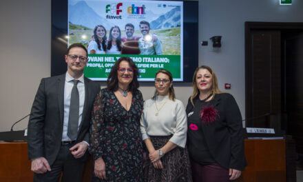 IL NUOVO VOLTO DELLE AGENZIE DI VIAGGIO: GIOVANI, DIGITALI E RESILIENTI