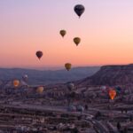 CAPPADOCIA: IL RESPIRO DEL VENTO TRA I CAMINI DELLE FATE E LE MONGOLFIERE