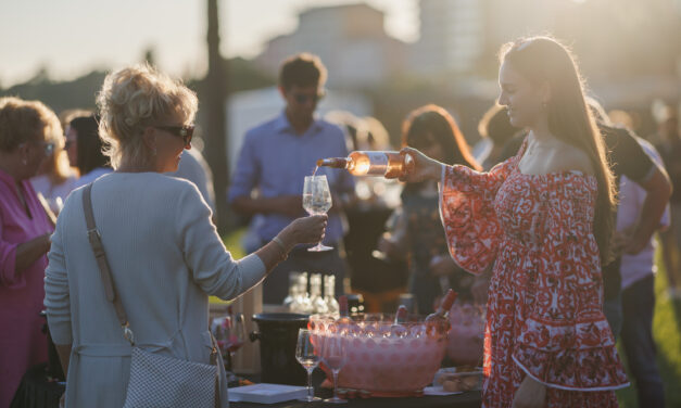 Eleganza enologica e atmosfere d’altri tempi: a Portorose debutta “Rose & Rosé”
