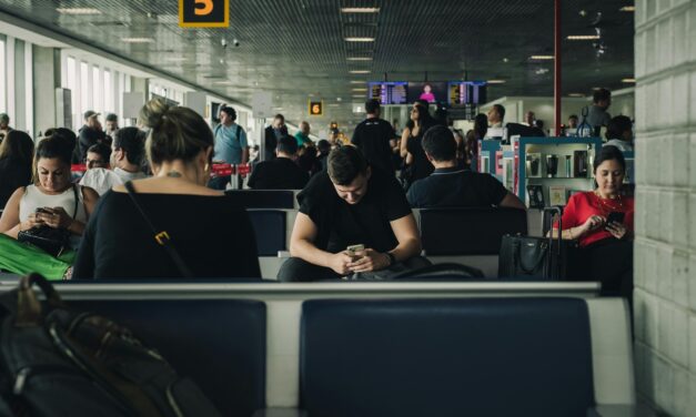 Voli cancellati e ritardi. Per 1 italiano su 3 il vero danno &egrave; l&rsquo;occasione mancata