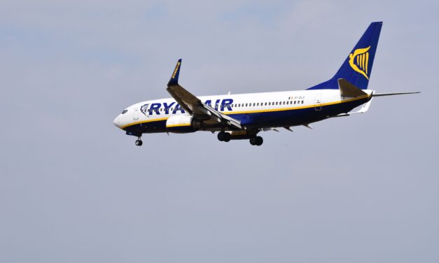 Ryanair punta sulle mete regionali: viaggi d’estate tra enogastronomia e destinazioni alternative