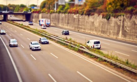 VACANZE ESTIVE TRAVOLTE DAI RINCARI: LA SPESA SULLA RETE D’ISTRIBUZIONE PESA SULLE FAMIGLIE