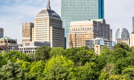 Magia d’autunno a Boston: tra foliage, grandi eventi e passione sportiva