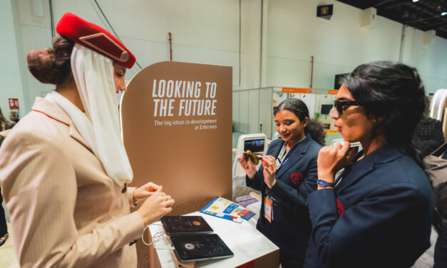 Volare senza barriere: Emirates scommette su tecnologia e inclusione all’AccessAbilities Expo 2026